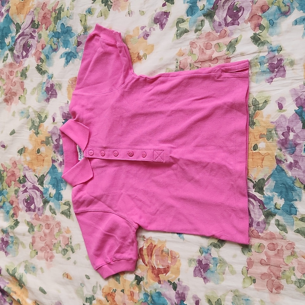NWT Vintage Boundary Waters Pink short-sleeved polo top. Size M/6.